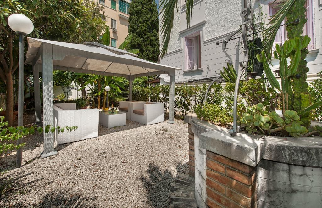 Residenza Maxima Aparthotel Rome Exterior photo