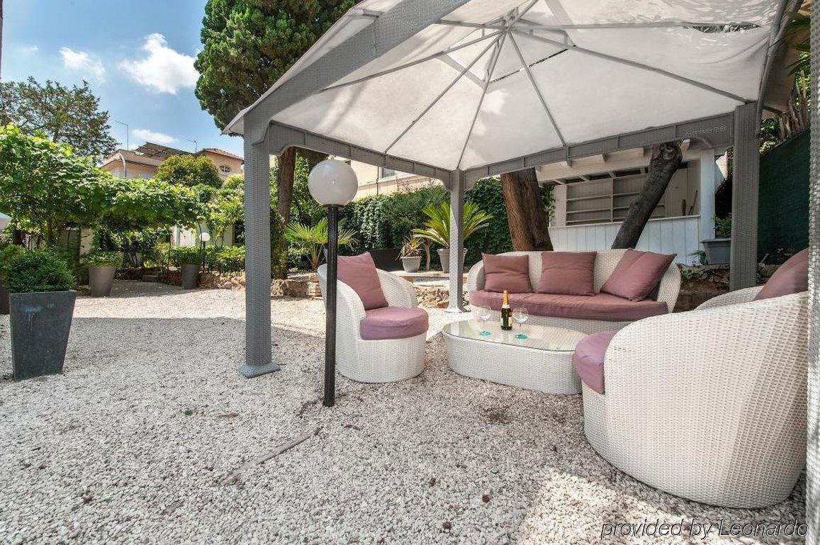 Residenza Maxima Aparthotel Rome Exterior photo