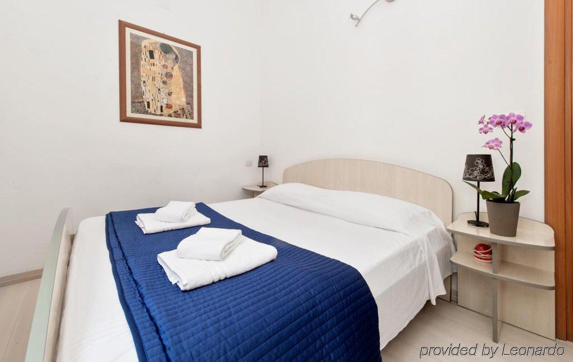 Residenza Maxima Aparthotel Rome Exterior photo
