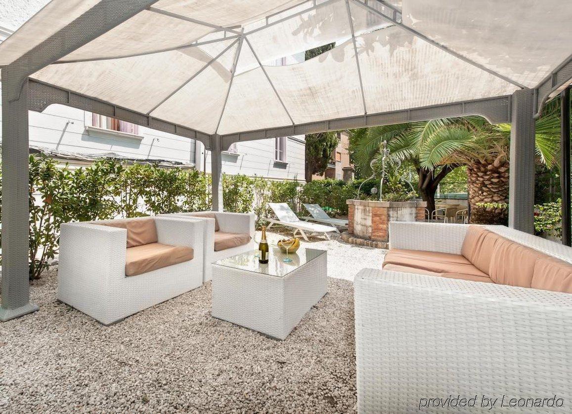 Residenza Maxima Aparthotel Rome Exterior photo